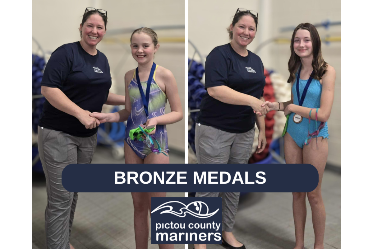 Pictou County Mariners Nova Tech swimmers receiving Bronze medals